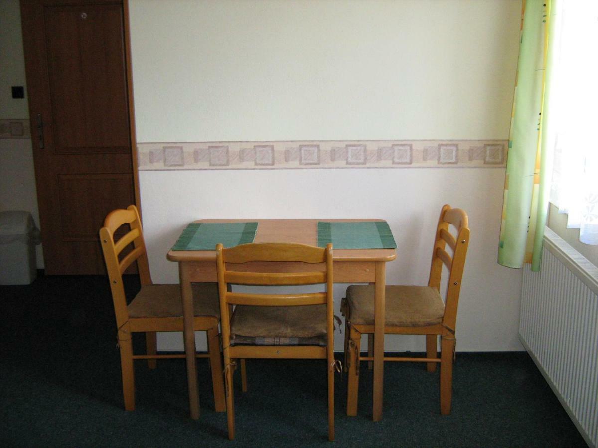 Penzion Albína - Restaurace Vysoké nad Jizerou Exteriér fotografie